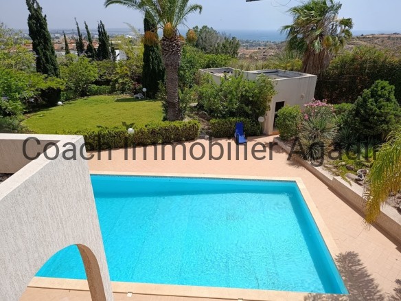 ILLIGH : VASTE VILLA SUR PARCELLE 1500M² PISCINE, VUE MER