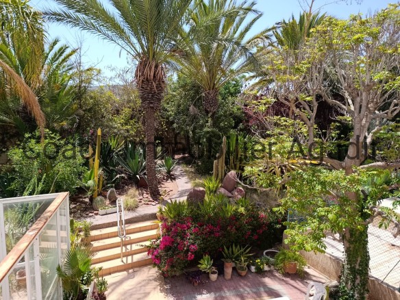 ILLIGH : VASTE VILLA SUR PARCELLE 1500M² PISCINE, VUE MER