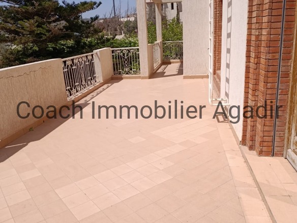 ILLIGH : VASTE VILLA SUR PARCELLE 1500M² PISCINE, VUE MER