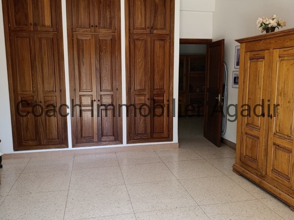 ILLIGH : VASTE VILLA SUR PARCELLE 1500M² PISCINE, VUE MER