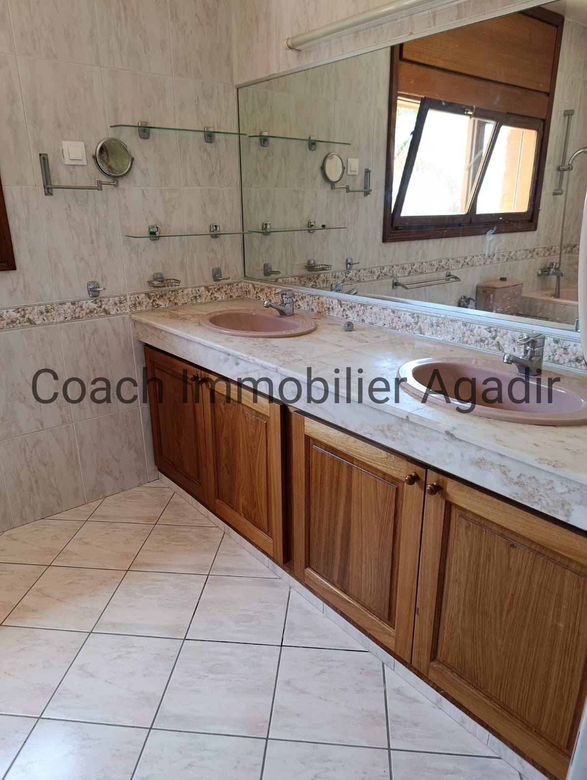 IMG-20260528-WA0049 ILLIGH : VASTE VILLA SUR PARCELLE 1500M² PISCINE, VUE MER