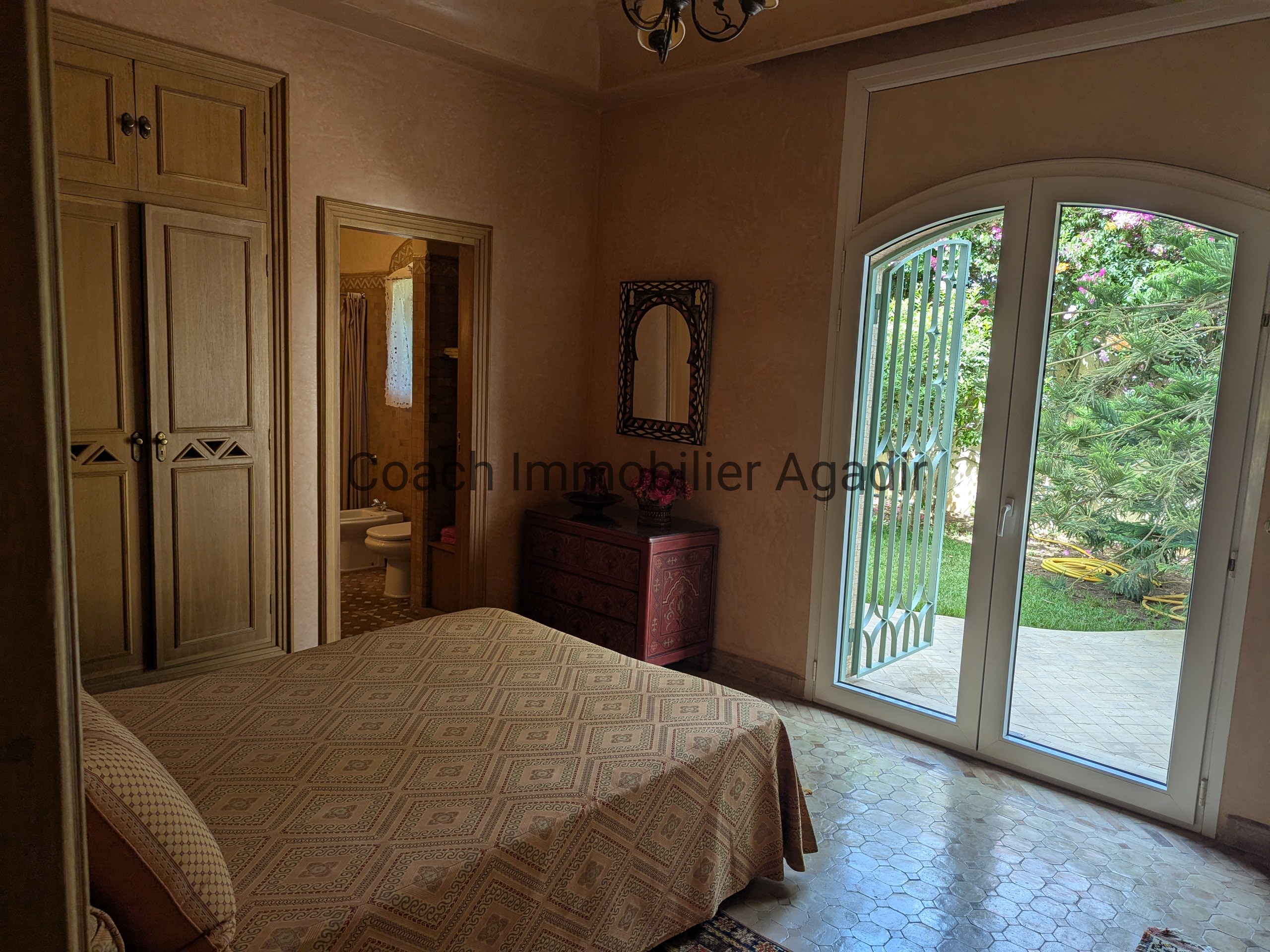 VILLA LUXUEUSE ILLIGH, 5 SUITES, PISCINE