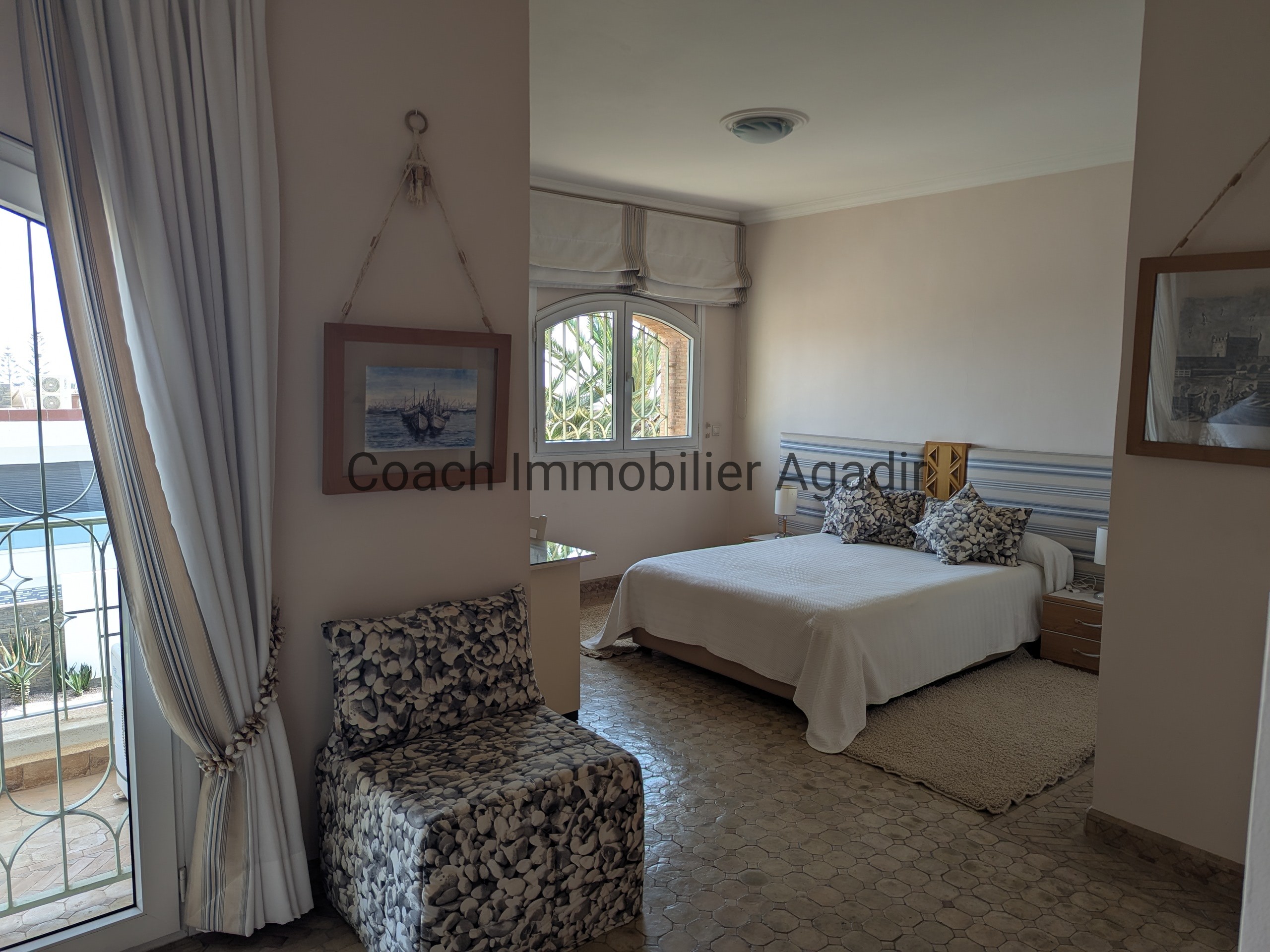 VILLA LUXUEUSE ILLIGH, 5 SUITES, PISCINE