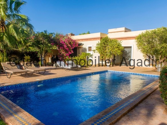 VILLA MODERNE, PISCINE A 30 MN D’AGADIR