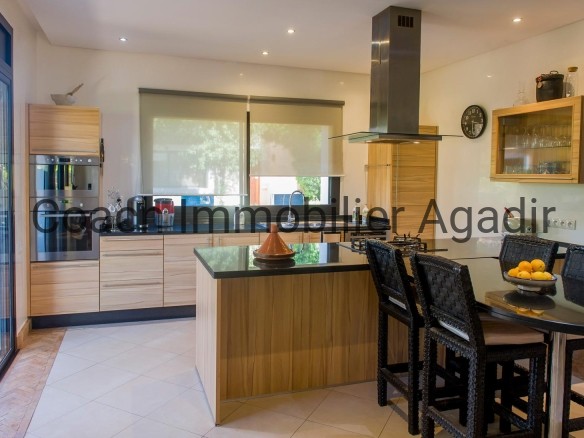 VILLA MODERNE, PISCINE A 30 MN D’AGADIR