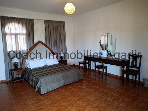 SONABA : villa 4 chambres à louer à l’année ; proche de la mer