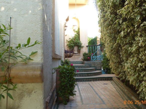 VILLA D’ANGLE A LA SONABA
