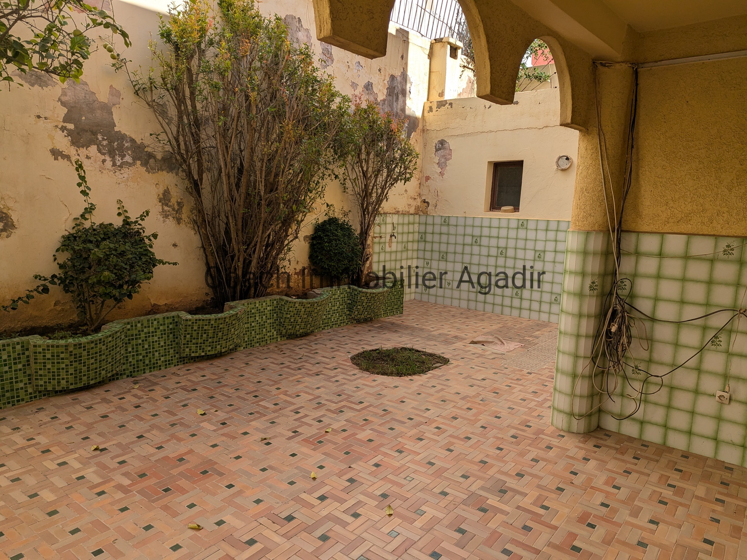 PXL_20260112_105937507 TADDART AGADIR : villa à rafraîchir dans une impasse