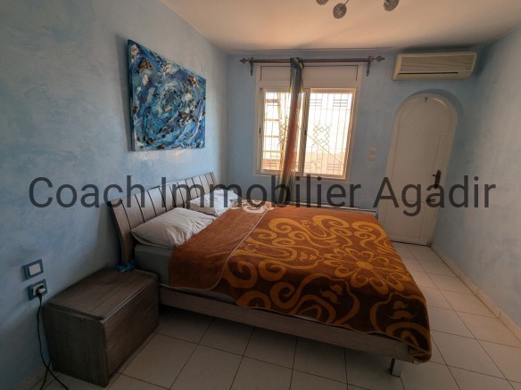 CHARAF AGADIR : villa à rafraîchir ; terrasse de toit vue mer