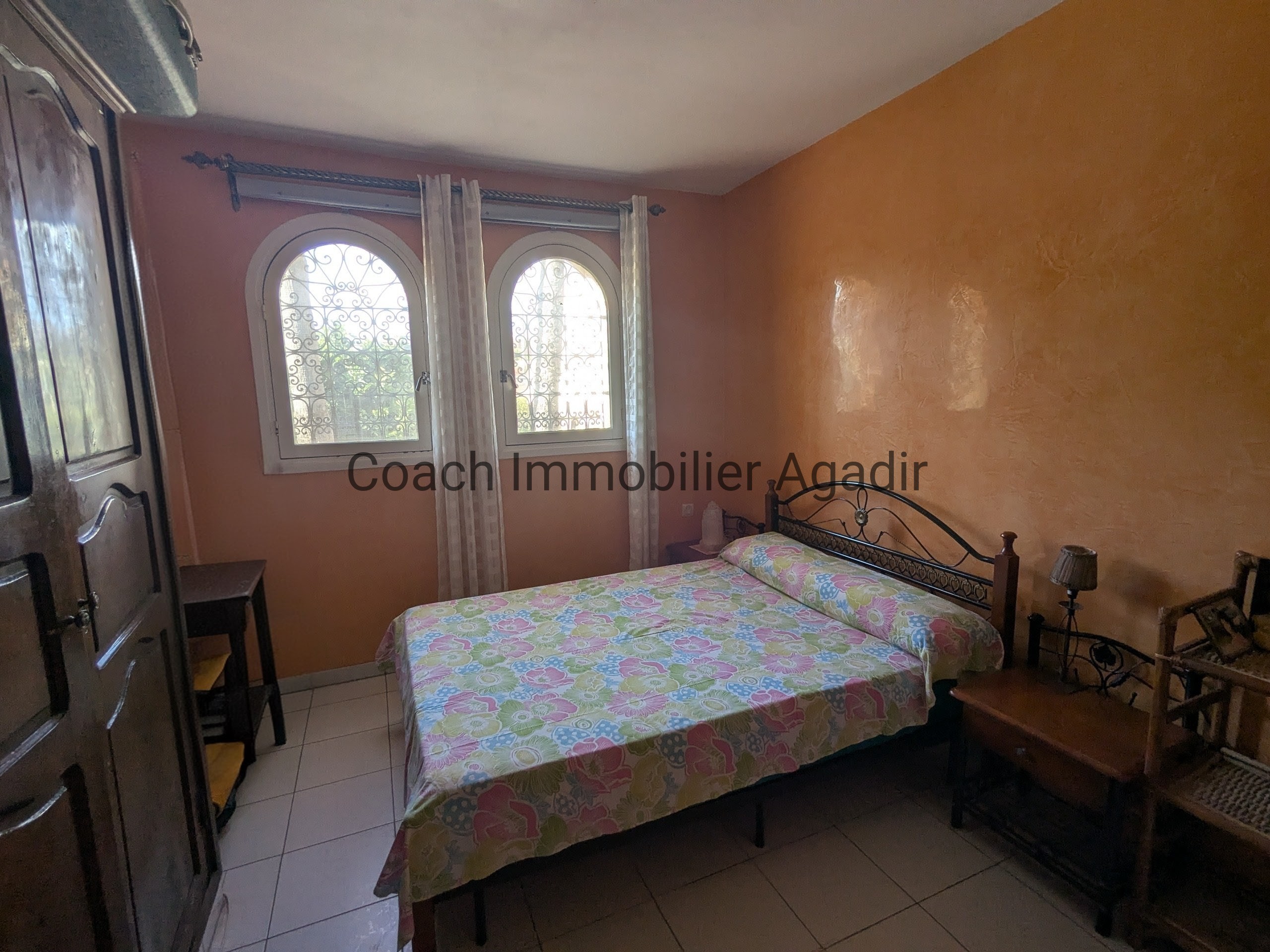 CHARAF AGADIR : villa à rafraîchir ; terrasse de toit vue mer