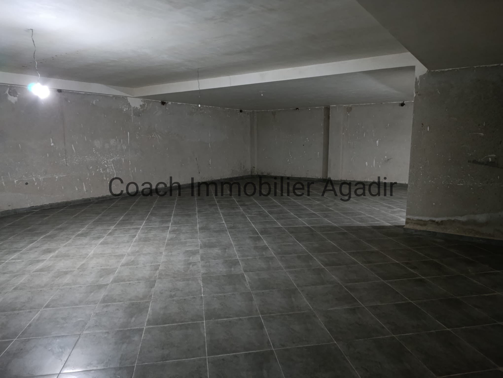 LOCAL COMMERCIAL NEUF en centre ville