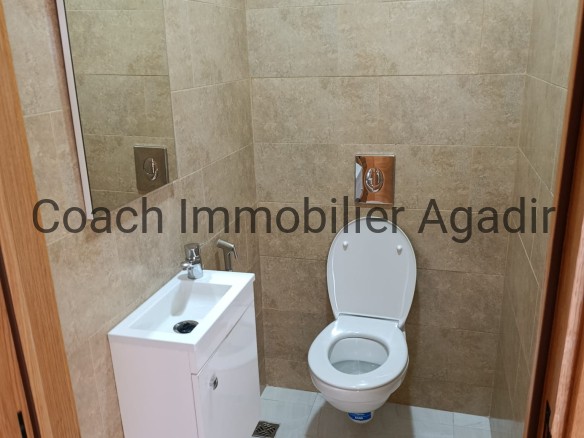 BUREAU MODERNE   49 m² centre ville