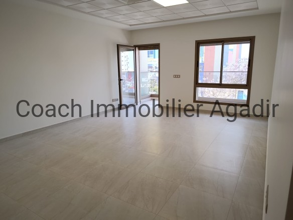 BUREAU MODERNE   49 m² centre ville